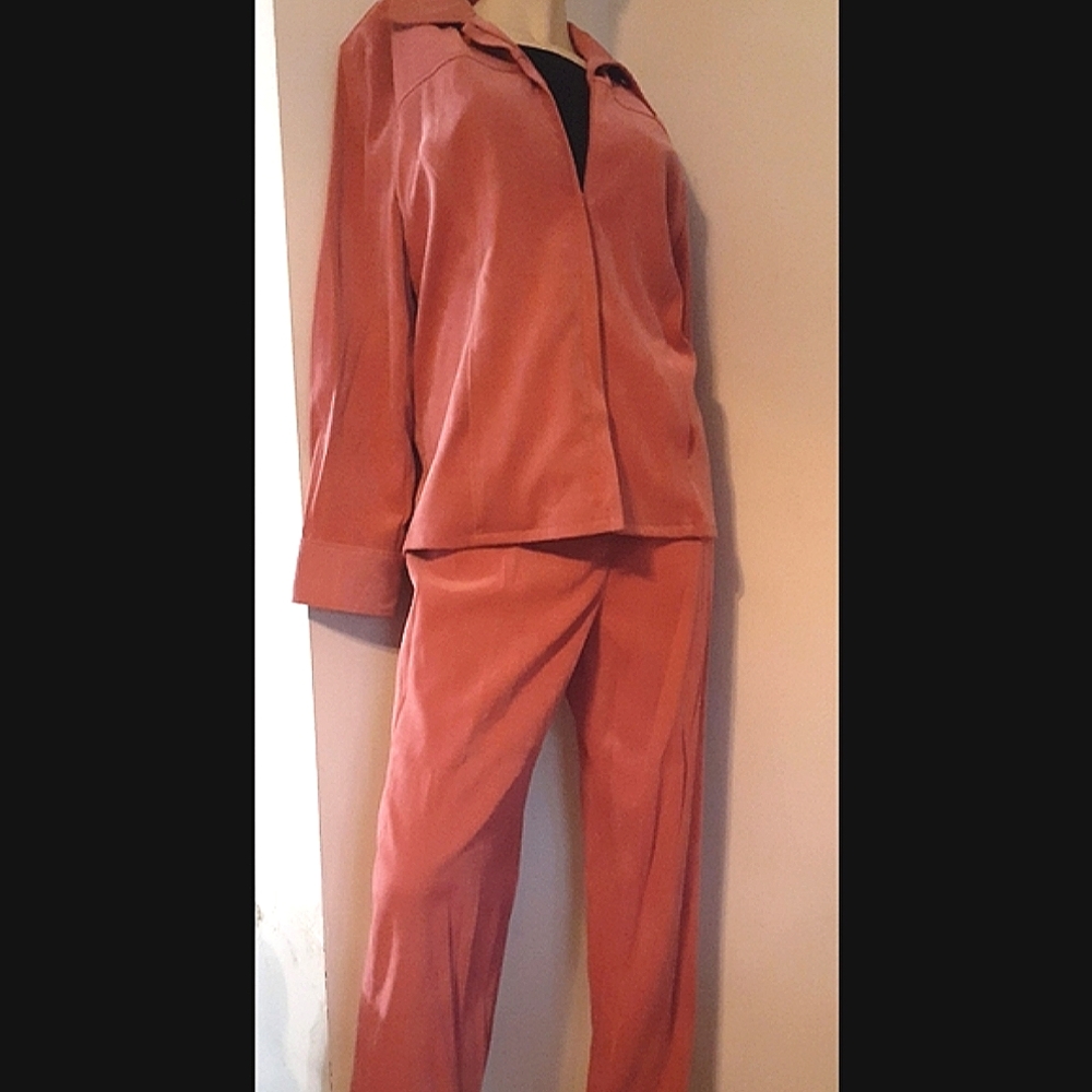 Acorn Pants Suit